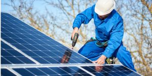 Installation Maintenance Panneaux Solaires Photovoltaïques à Langast